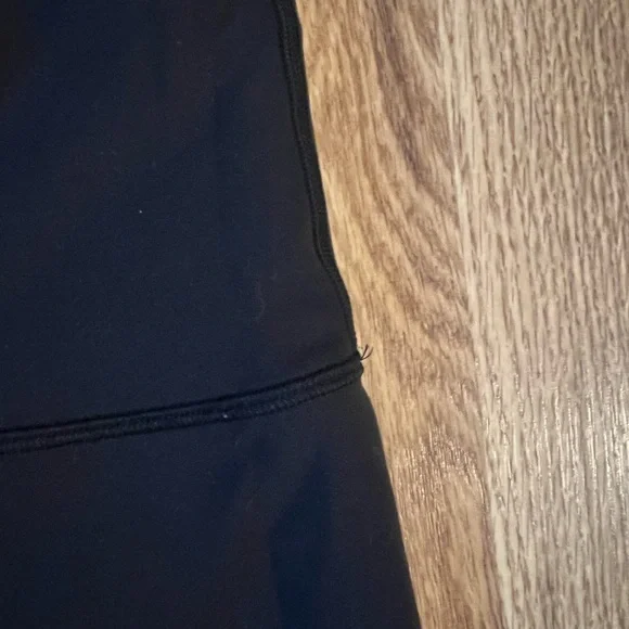 Lulu Lemon Wunder Under High Rise Bike Short 6 inch - Picture 2 of 8